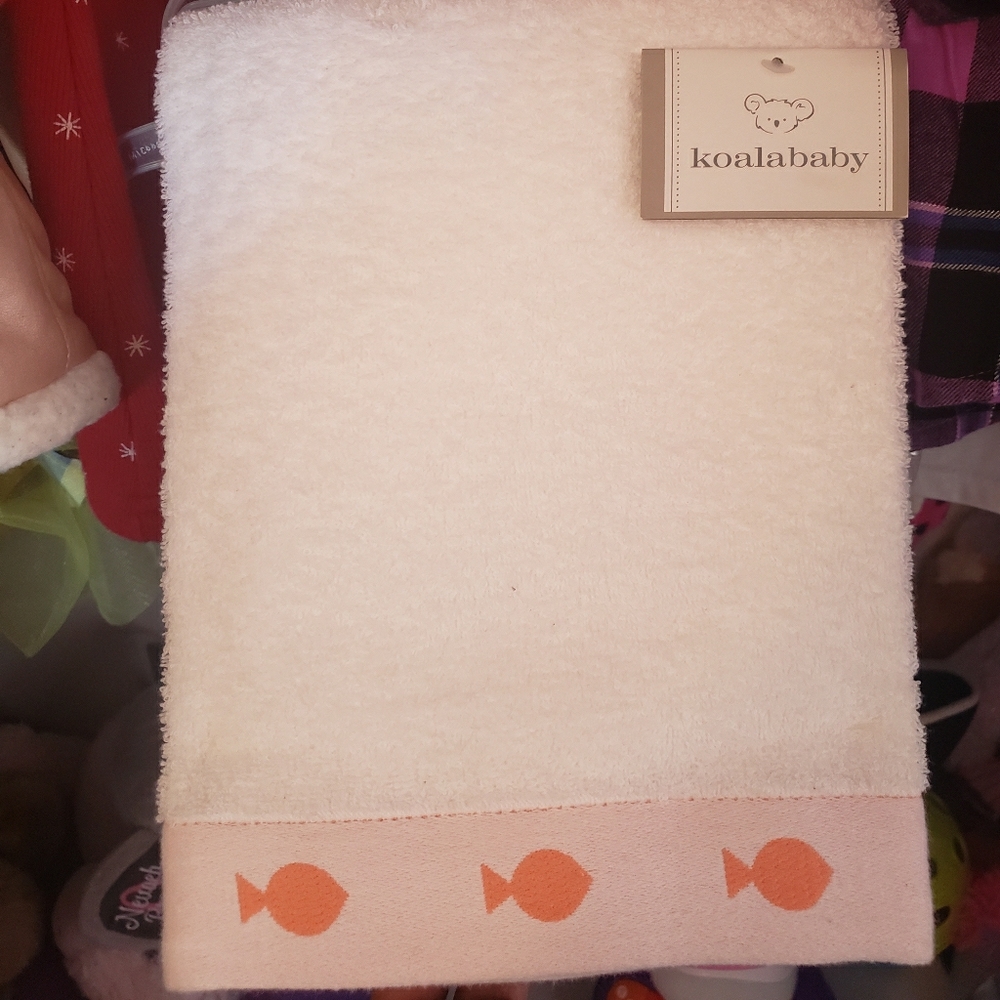 NWT* Baby towel